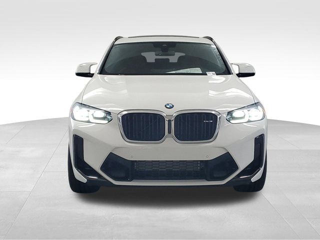 2025 BMW X4 M Base