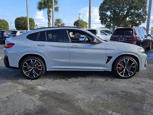 2025 BMW X4 M Base