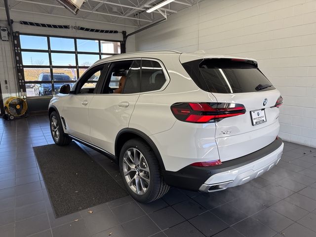 2025 BMW X5 xDrive40i