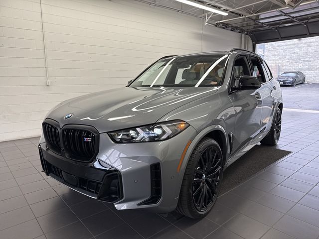 2025 BMW X5 M60i