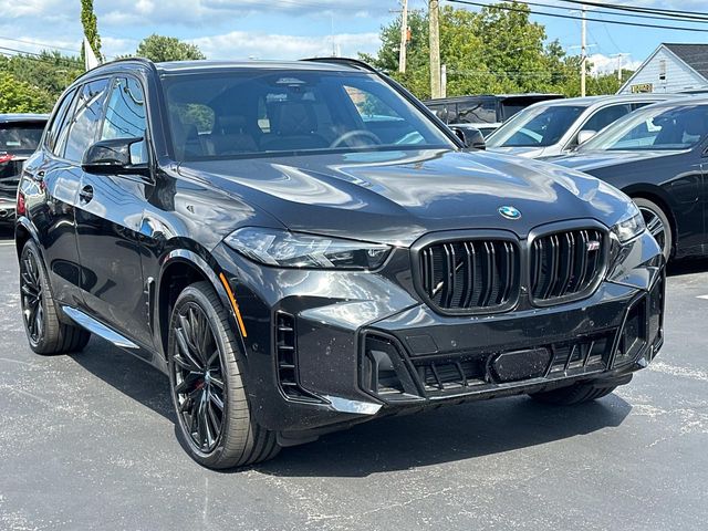 2025 BMW X5 M60i