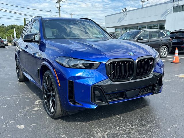 2025 BMW X5 M60i