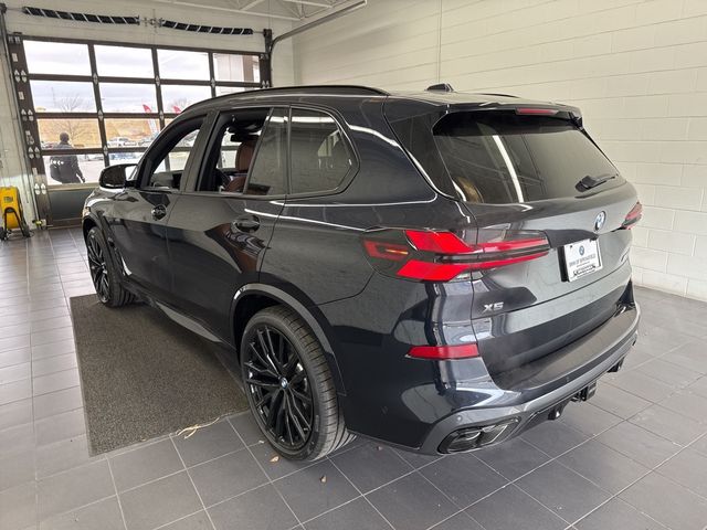 2025 BMW X5 M60i