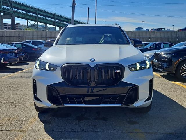 2025 BMW X5 M60i