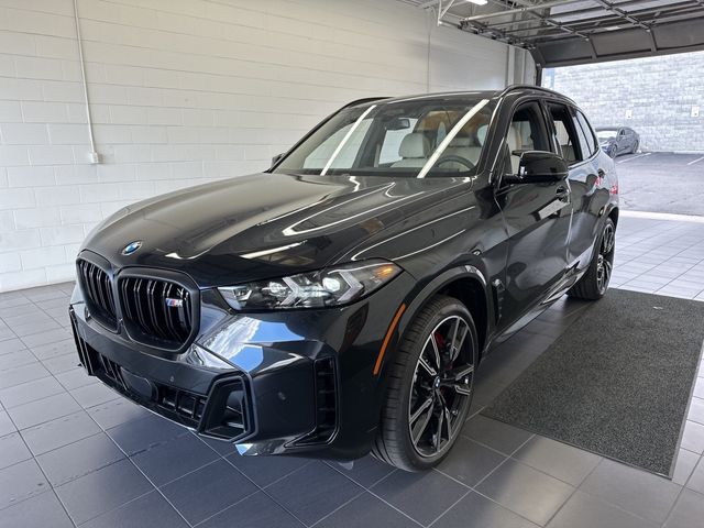 2025 BMW X5 M60i