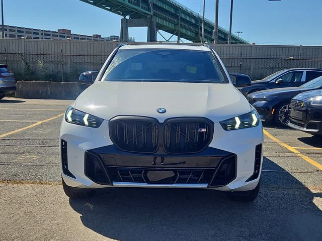 2025 BMW X5 M60i