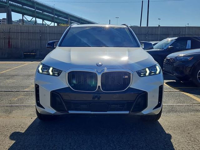 2025 BMW X5 M60i