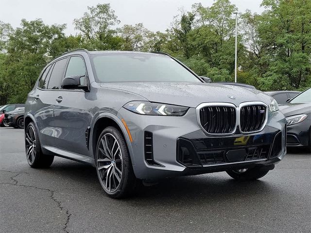 2025 BMW X5 M60i