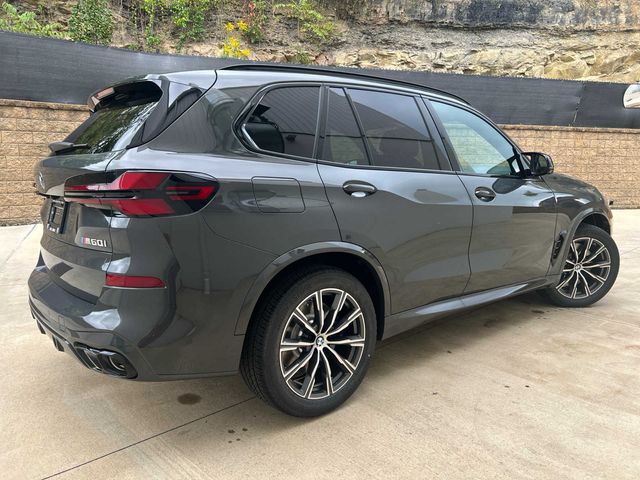 2025 BMW X5 M60i