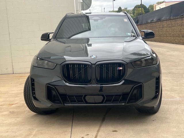 2025 BMW X5 M60i