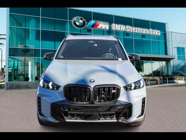 2025 BMW X5 M60i