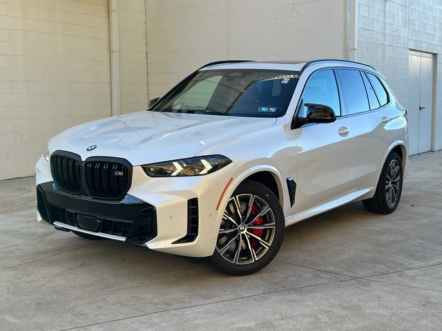 2025 BMW X5 M60i