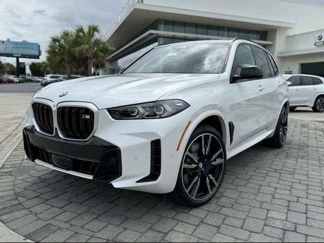 2025 BMW X5 M60i