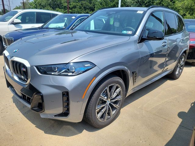 2025 BMW X5 M60i