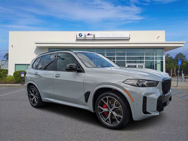 2025 BMW X5 M60i