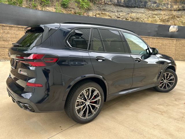 2025 BMW X5 M60i