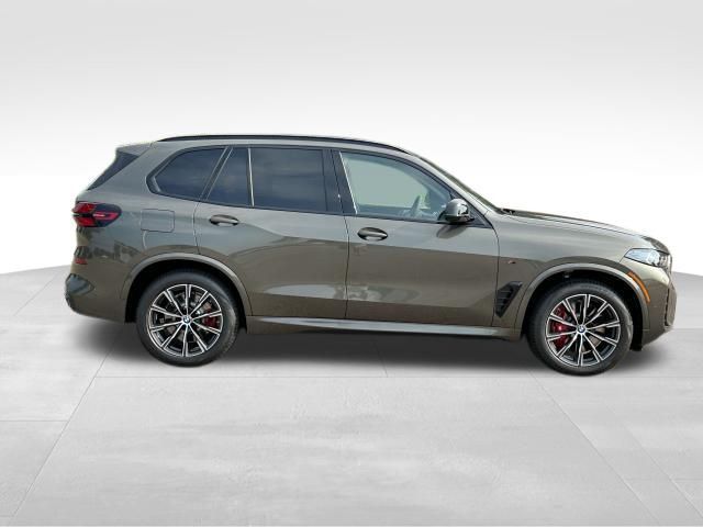 2025 BMW X5 M60i