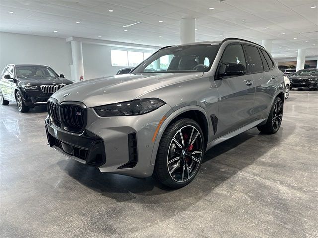 2025 BMW X5 M60i