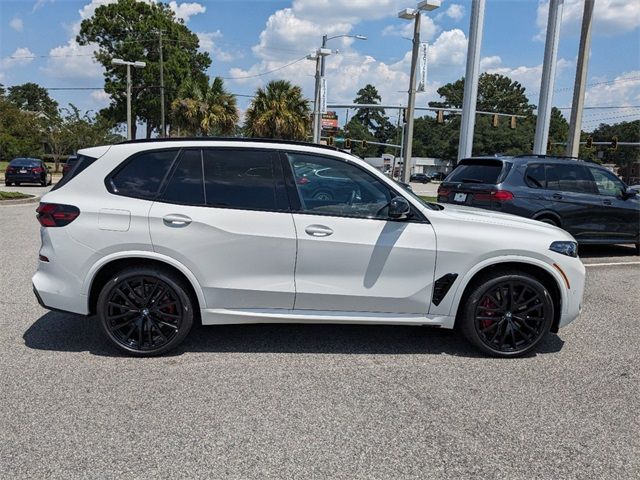 2025 BMW X5 M60i