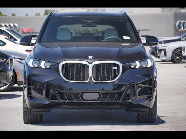 2025 BMW X5 M60i