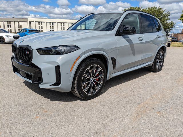 2025 BMW X5 M60i