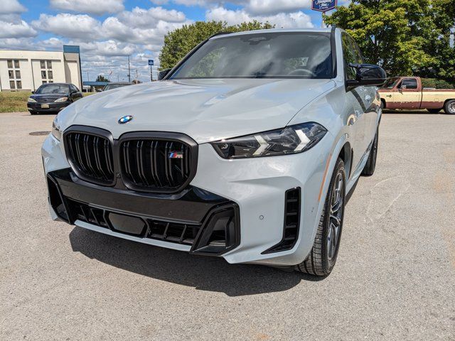 2025 BMW X5 M60i