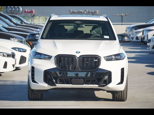 2025 BMW X5 M60i