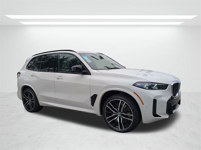 2025 BMW X5 M60i