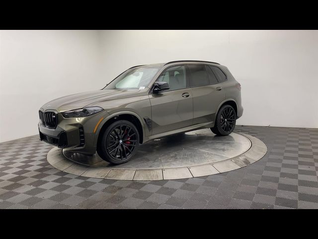 2025 BMW X5 M60i