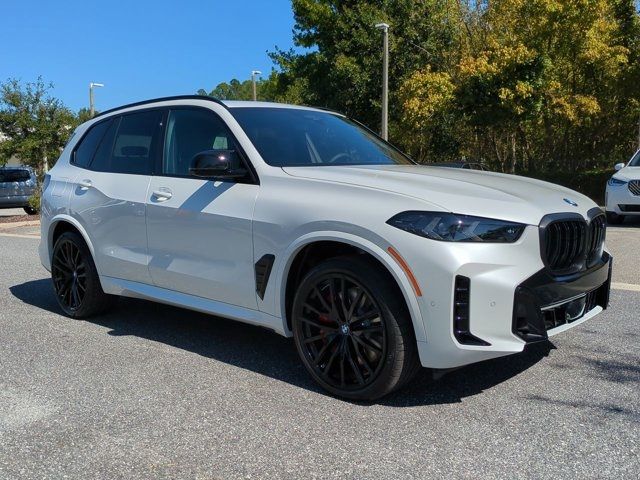 2025 BMW X5 M60i