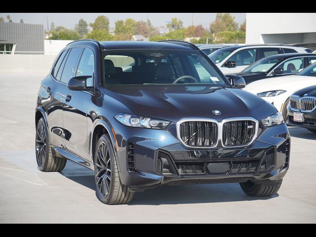 2025 BMW X5 M60i