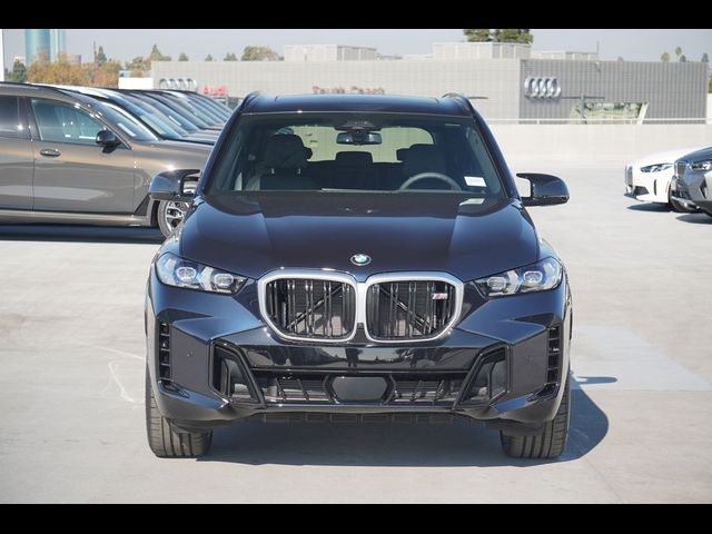 2025 BMW X5 M60i