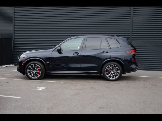 2025 BMW X5 M60i