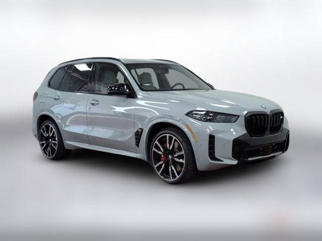 2025 BMW X5 M60i