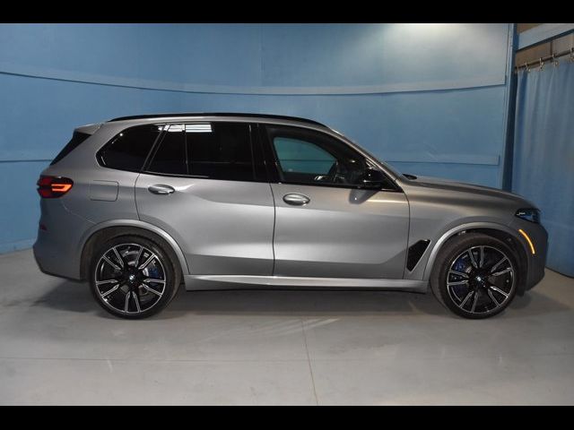 2025 BMW X5 M60i