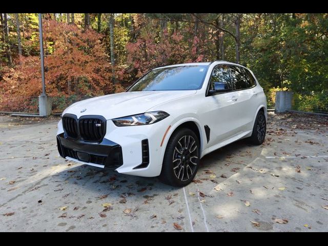 2025 BMW X5 M60i