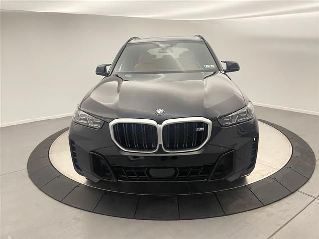 2025 BMW X5 M60i