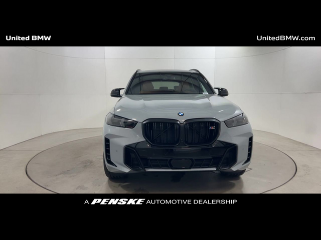 2025 BMW X5 M60i