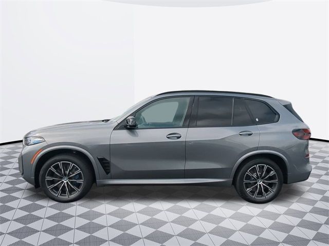 2025 BMW X5 M60i