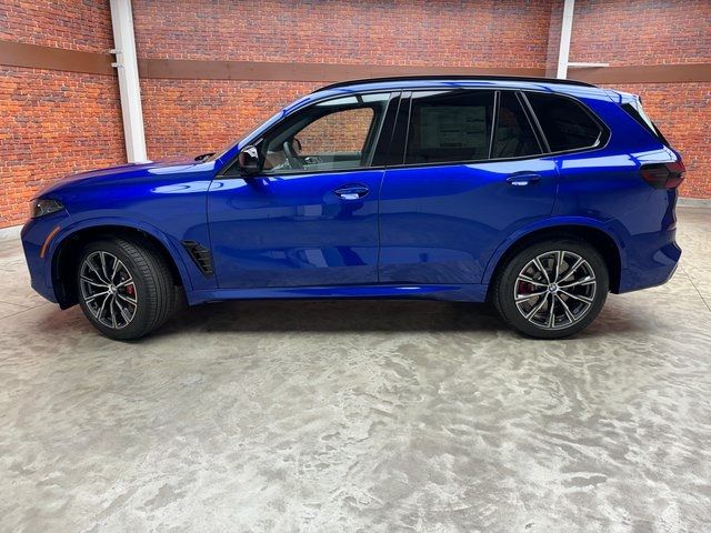 2025 BMW X5 M60i