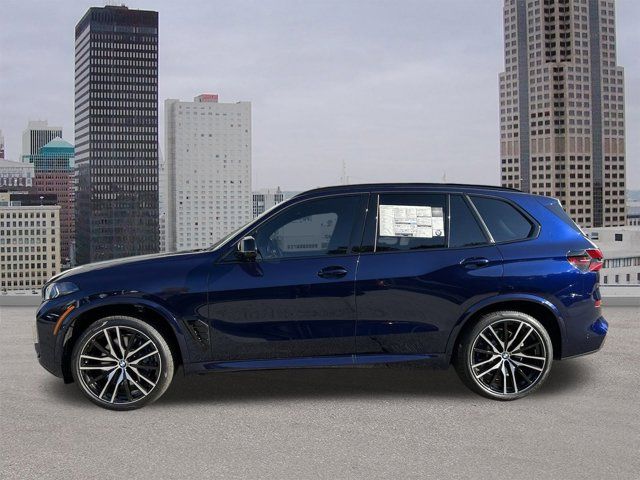 2025 BMW X5 M60i