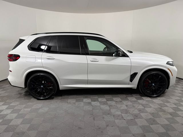 2025 BMW X5 M60i