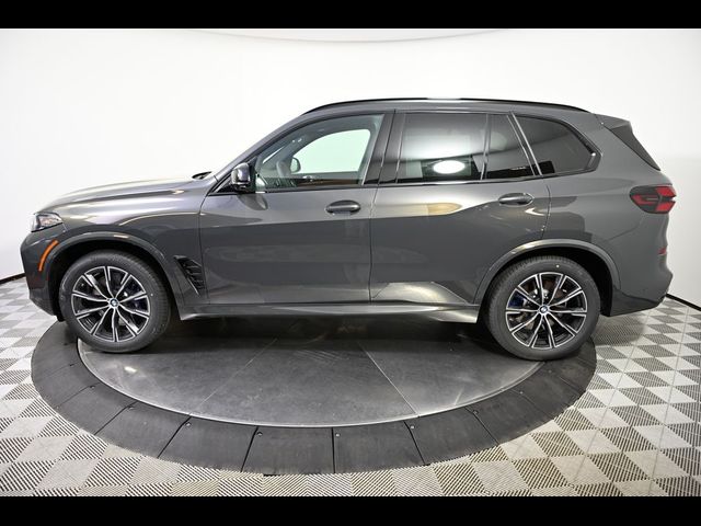 2025 BMW X5 M60i