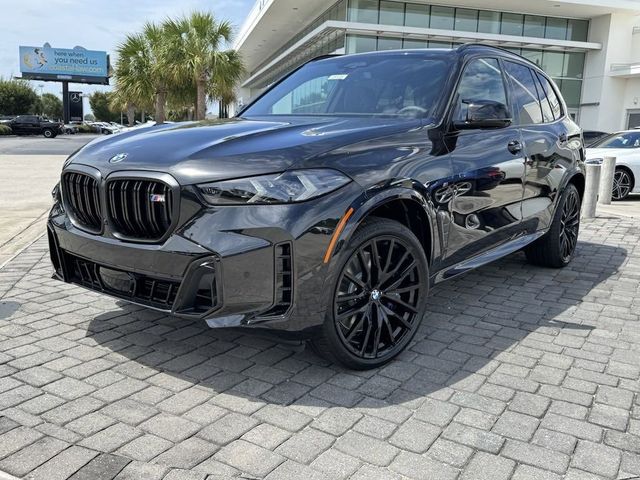 2025 BMW X5 M60i