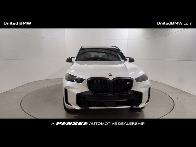 2025 BMW X5 M60i