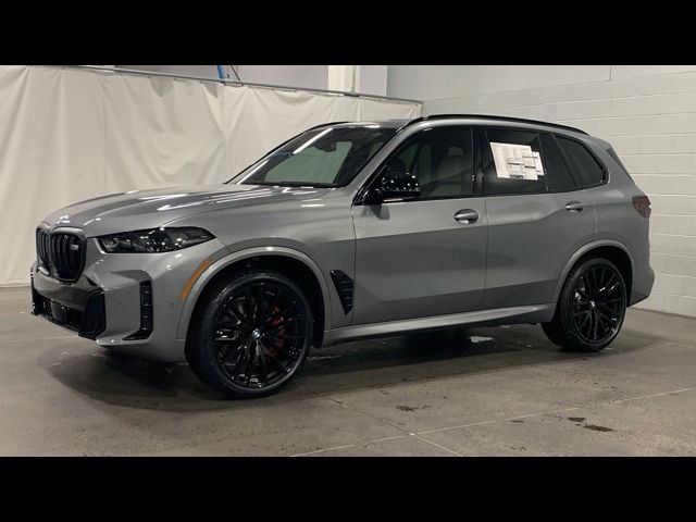 2025 BMW X5 M60i