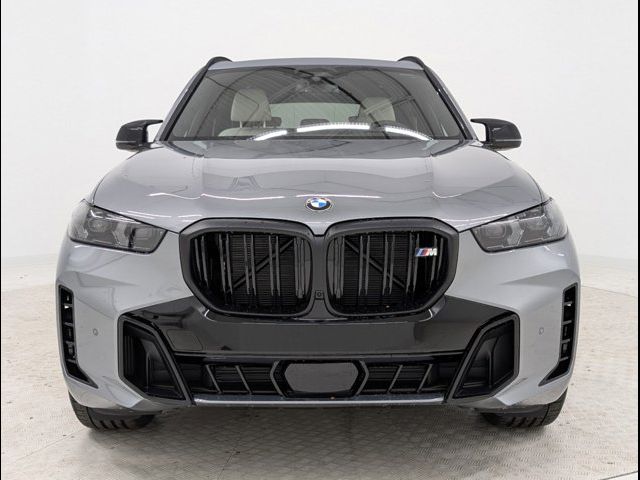 2025 BMW X5 M60i