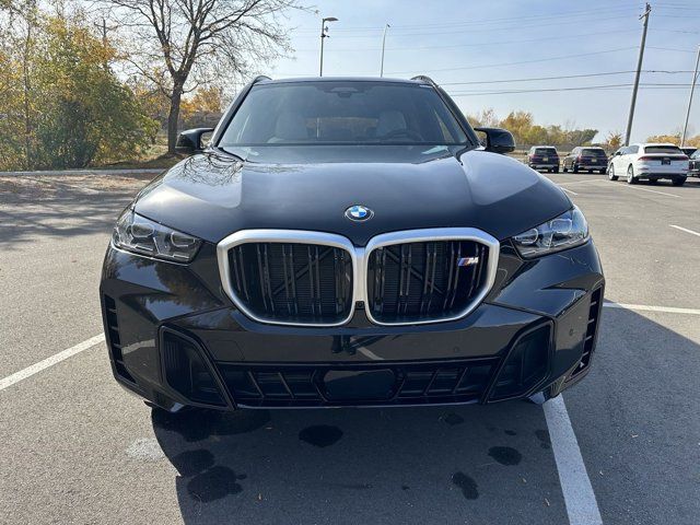 2025 BMW X5 M60i