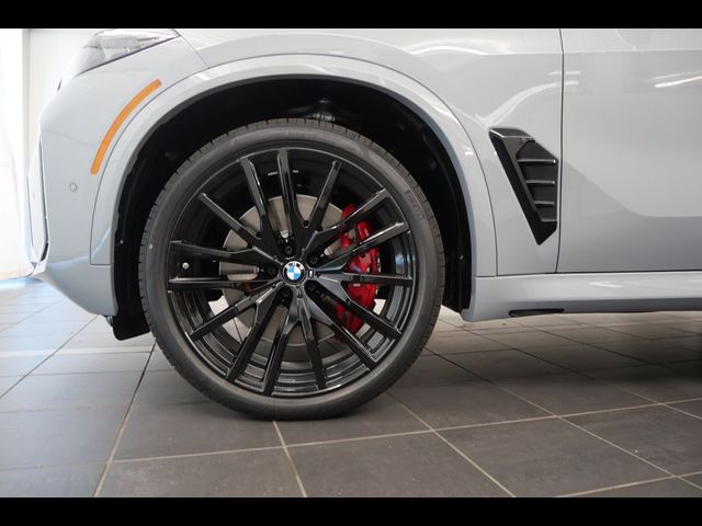 2025 BMW X5 M60i