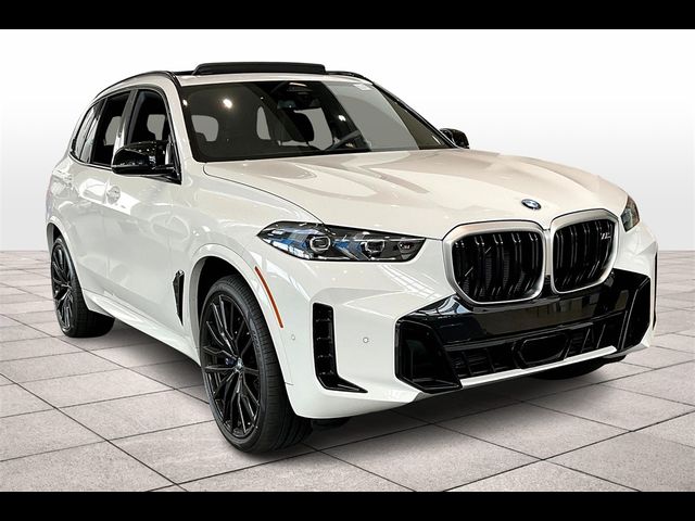 2025 BMW X5 M60i